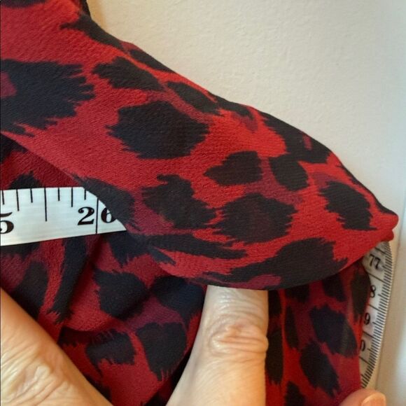Torrid Plus Size Red Leopard Print Lexie Chiffon Hi-Low Tunic Top - Picture 7 of 8